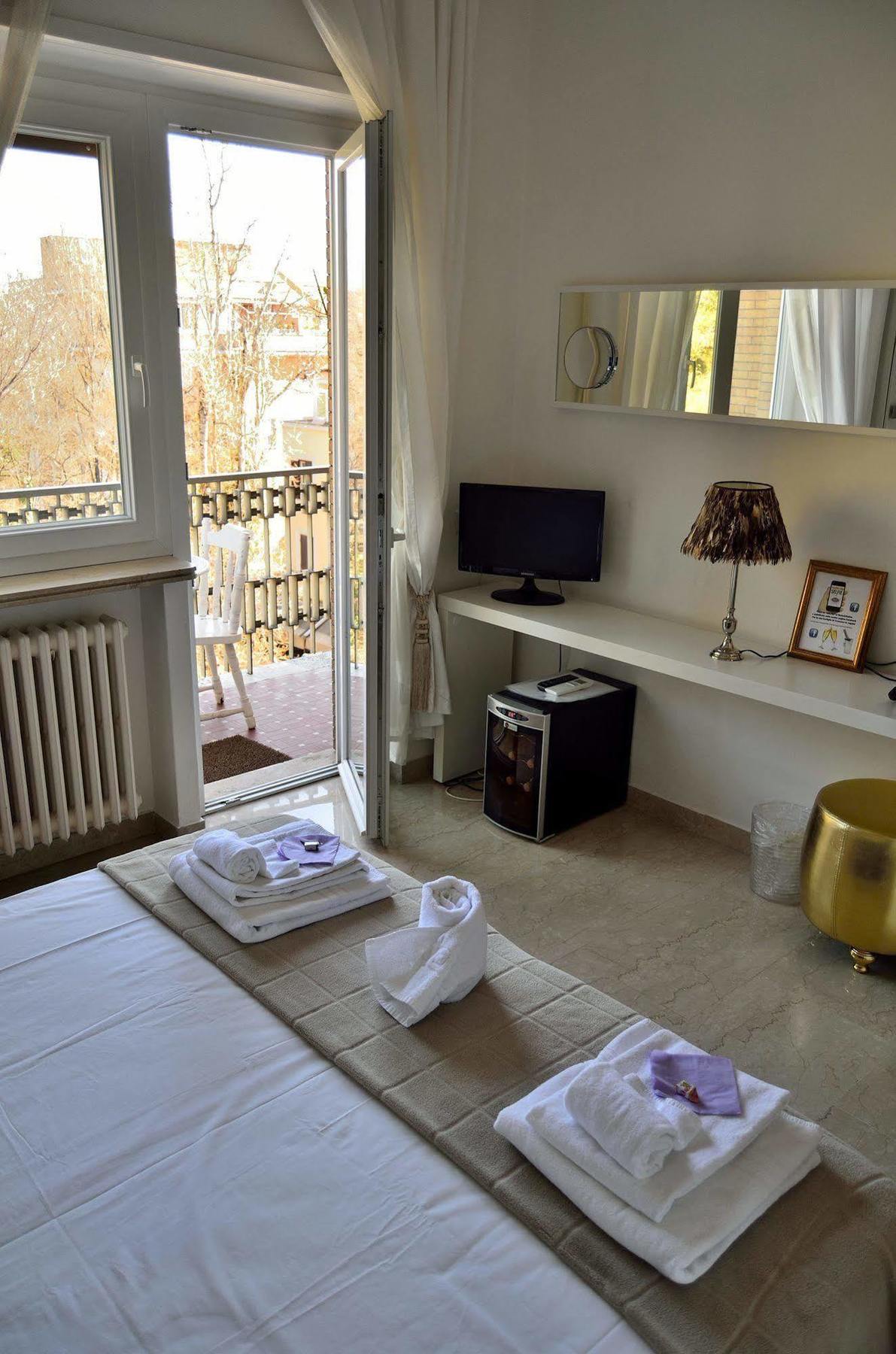 Rome&Suites Εξωτερικό φωτογραφία